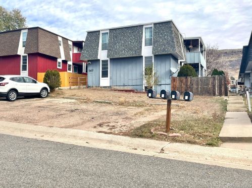 329 Columbine St, Denver, CO 80403-1371