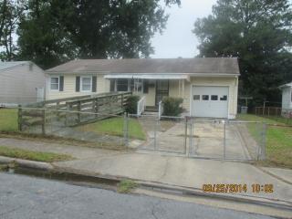 237 Canford Dr, Hampton, VA 23669-2435