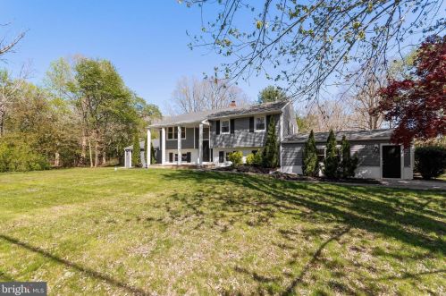 220 4th Ave, Waterford, NJ 08089-1017