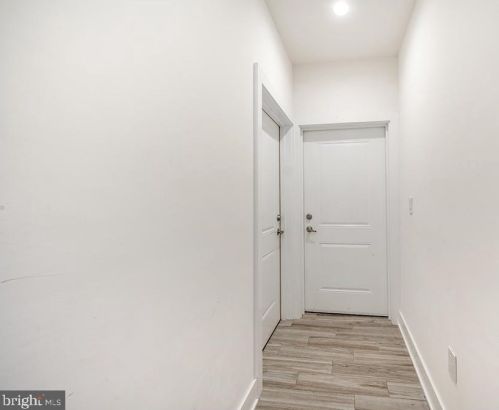 1225 5th St, Philadelphia PA 19122-5234 exterior