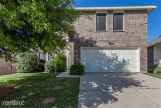 4964 Creek Ridge Trl, Fort Worth TX  76179-4175 exterior