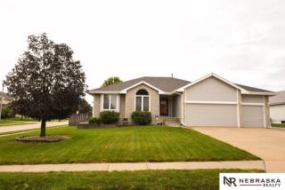 106 Fall Creek Rd, Omaha, NE 68133-3341