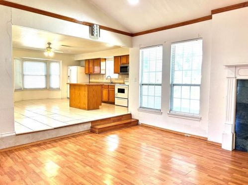 6704 Spoonwood Ln, Fort Worth TX  76137-1731 exterior