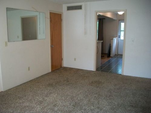 6730 Daly Rd, Cincinnati, OH 45224-1158