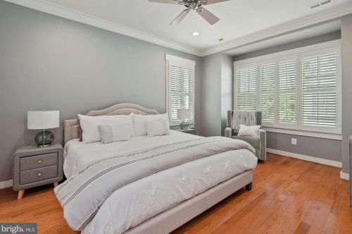 2737 Linden Ln, Silver Spring MD 20910-1212 exterior