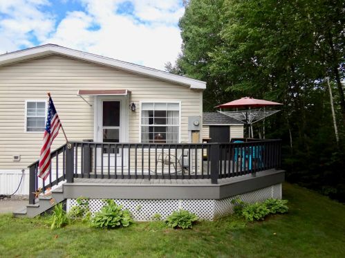 82 Dudley Cir, Laconia, NH 03246-1337