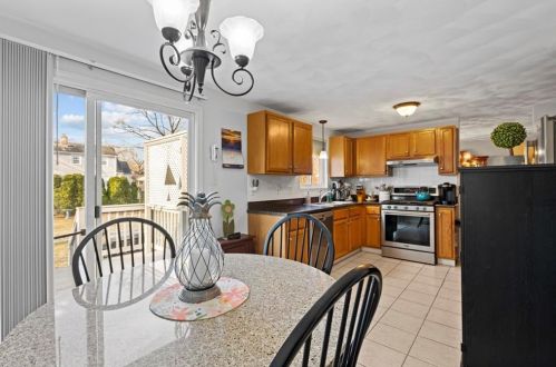 244 Chapmans Ave, Warwick, RI 02886-2012