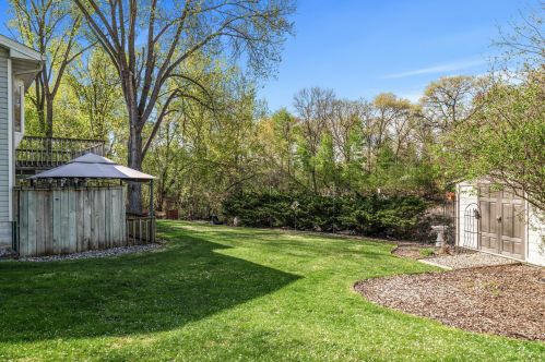 2242 Grospoint Ave, Saint Paul MN  55128-4402 exterior