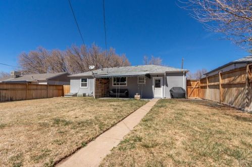 1216 Alexander Cir, Pueblo CO  81001-2021 exterior