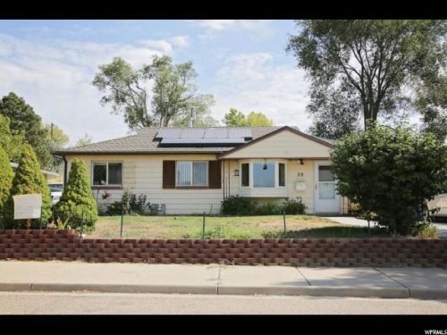 26 Airlane Dr, Clearfield, UT 84015-1118