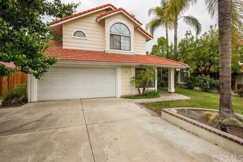 1215 Heath St, Redlands, CA 92374-3927