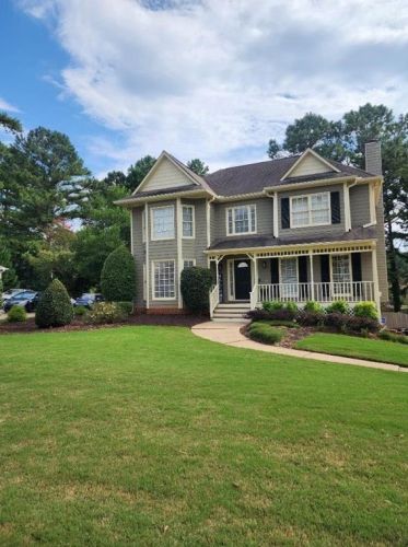 1618 Brentwood Xing, Conyers GA  30013-2194 exterior