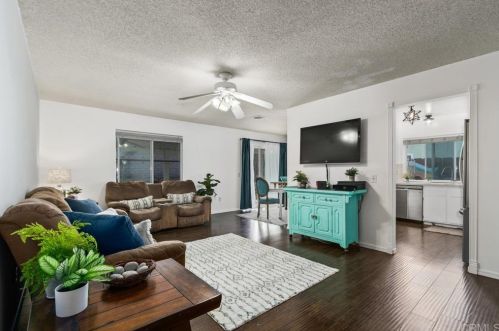 1620 Heron Ct, Redlands, CA 92374-2414