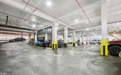 1919 Chestnut St, Philadelphia PA  19103-3401 exterior
