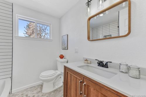 4459 Grant St, Englewood CO  80113-5806 exterior