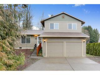 17570 Koch Ct, Sandy, OR 97055-7216