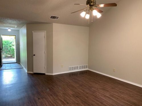 837 Arcadia St, Fort Worth TX  76179-3401 exterior