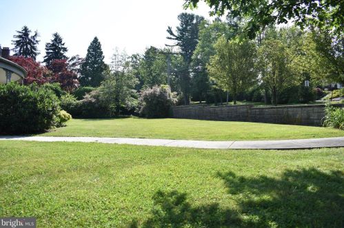 101 Rathton Rd, York, PA 17403-3746