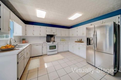 260 Bowen Rd, Stockbridge, GA 30281-1810
