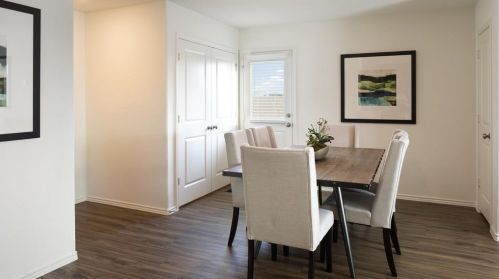 905 Powell St, Uhland, TX 78640-6062