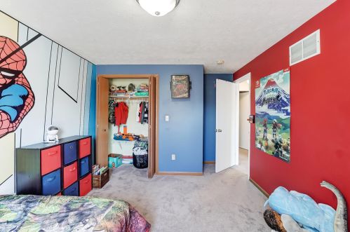 4052 Harris Ln, Springfield OH  45503-6458 exterior