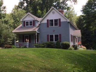 117 Brushy Hill Rd, Woodbury, CT 06798-1605
