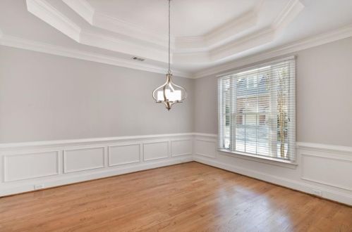 1066 Hedge Rose Ct, Atlanta GA  30324-2781 exterior