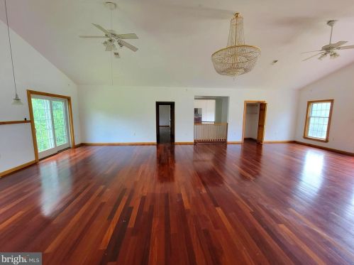 2001 Marymont Rd, Silver Spring MD 20906-1241 exterior