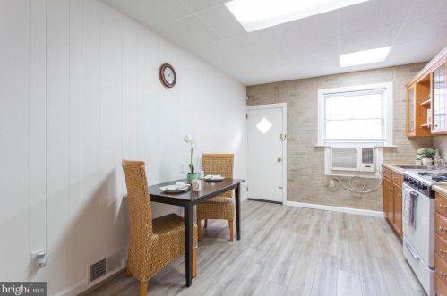 1925 11 St, Philadelphia PA 19147-1976 exterior