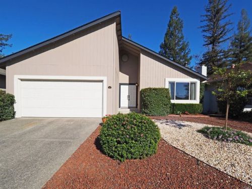 1137 Hillside Dr, Healdsburg, CA 95448-4311