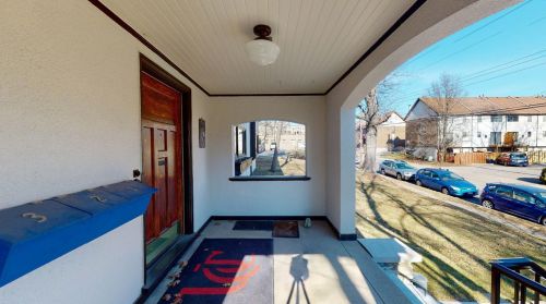 2405 Grandview Ave, Cincinnati, OH 45206-2220