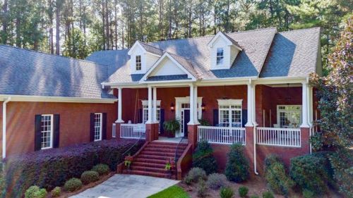 1161 Club Cove Dr, Reynolds Plantation, GA 30642-3708