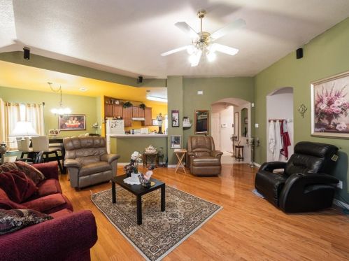 9345 Cynthia Ct, Fort Worth TX  76140-5170 exterior