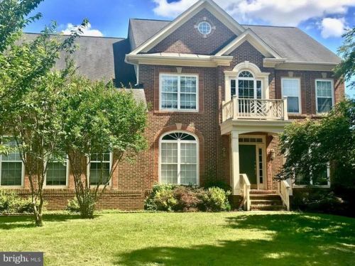 209 Magruder Pl, Leesburg, VA 20175-4408