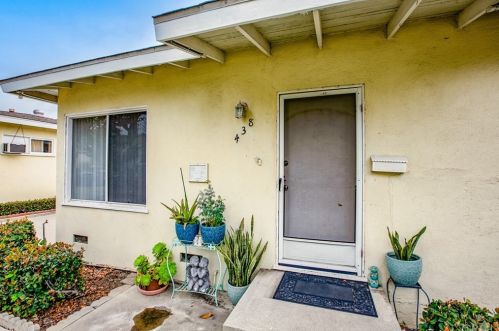 438 Ivy St, Glendale CA  91204-4110 exterior