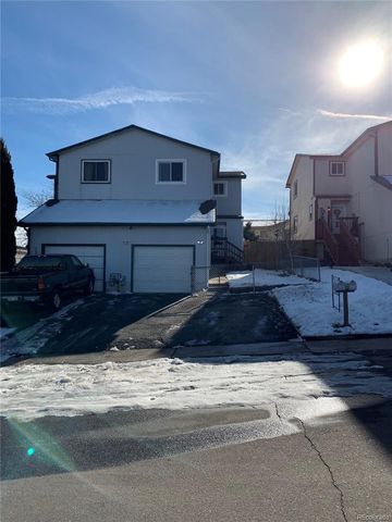 2004 Baltic Pl, Englewood, CO 80110-1074