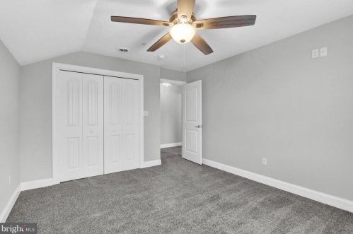 180 3rd St, Hanover PA  17331-2325 exterior