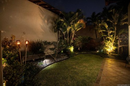 6223 Kawaihae Pl, Honolulu, HI 96825-1935