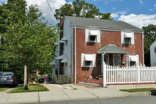 165 Day St, Clifton, NJ 07011-2525