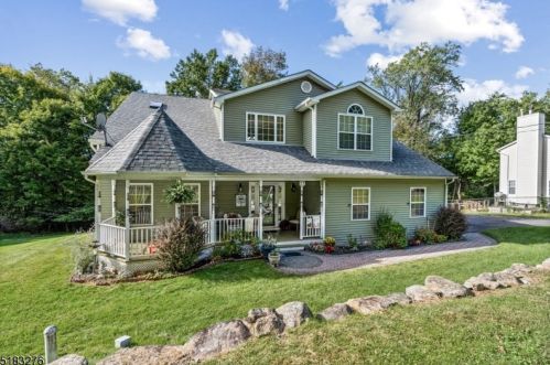 77 Tamarack Rd, Andover, NJ 07821-3930
