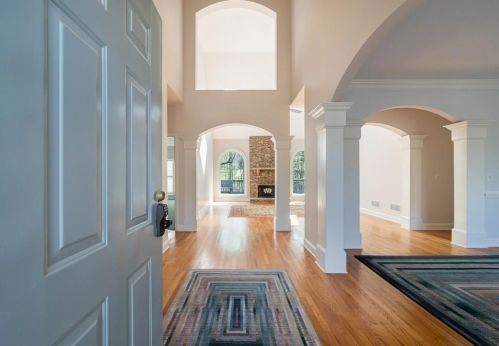 3320 Peace Ln, Suwanee, GA 30024-1194