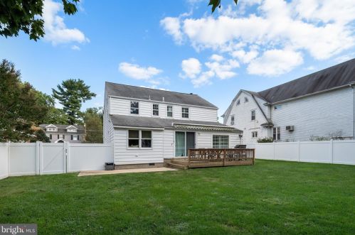 711 Greenman Rd, Tavistock NJ  08033-2719 exterior