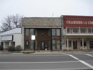 120 Main St, Springtown TX  76082-2564 exterior