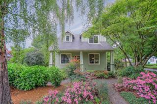 6923 Reno Ave, Portland, OR 97203-1455