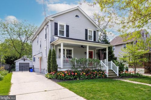 240 Ardmore Ave, Tavistock, NJ 08033-1430