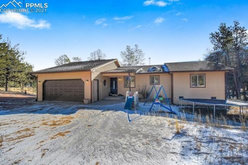 36 Quartz Rd, Twin Rock, CO 80816-9243