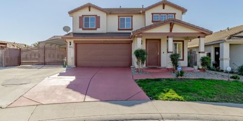 8292 Wyandotte Ct, Elk Grove, CA 95624-4129