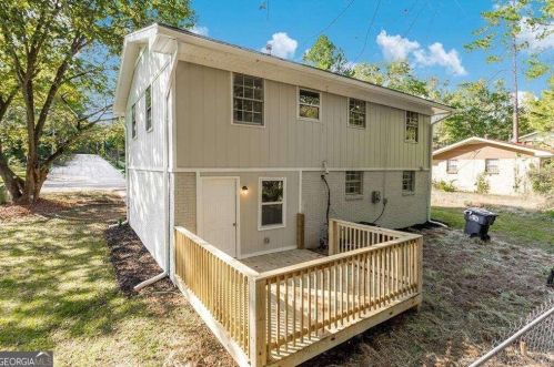 610 Alex Dr, Atlanta GA  30331-4350 exterior
