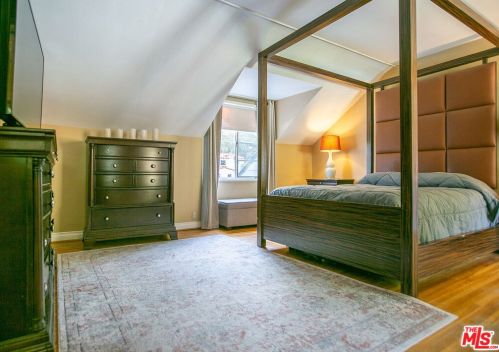 1463 Beaudry Blvd, Glendale CA  91208-1707 exterior