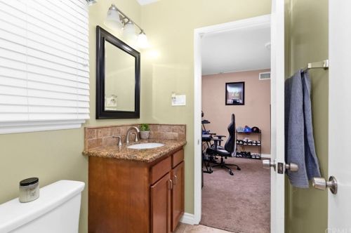 2008 Missouri St, Riverside CA  92507-3542 exterior